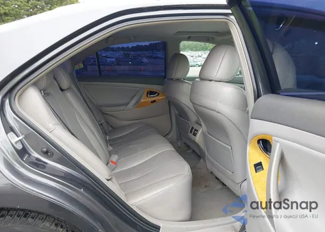 2007 Toyota Camry Xle V6 z USA, uszkodzony, nr VIN 4T1BK46K07U052553